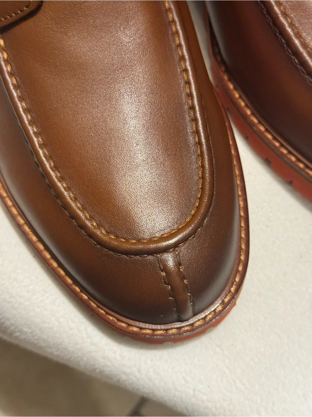 Vince Camuto Men’s Chestnut Brown Leather Chukka Boots S 10 NIB